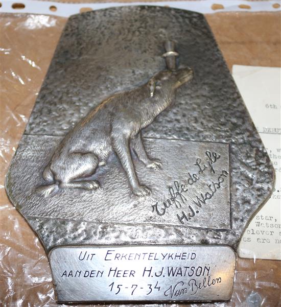 Film star dog plaque
